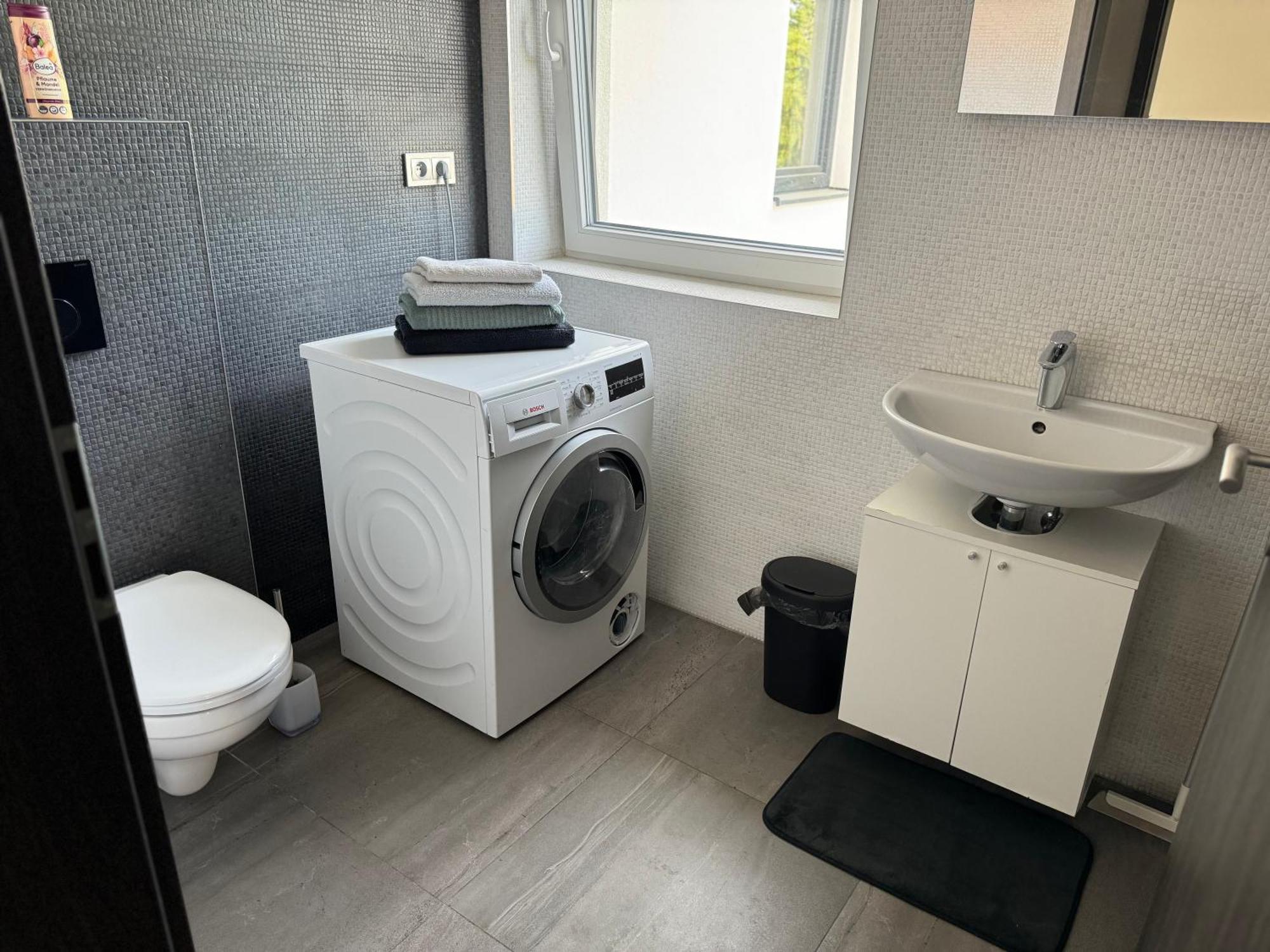 Apartman Byt 75M2 Klid Priroda Pro Rodinu Prága Kültér fotó